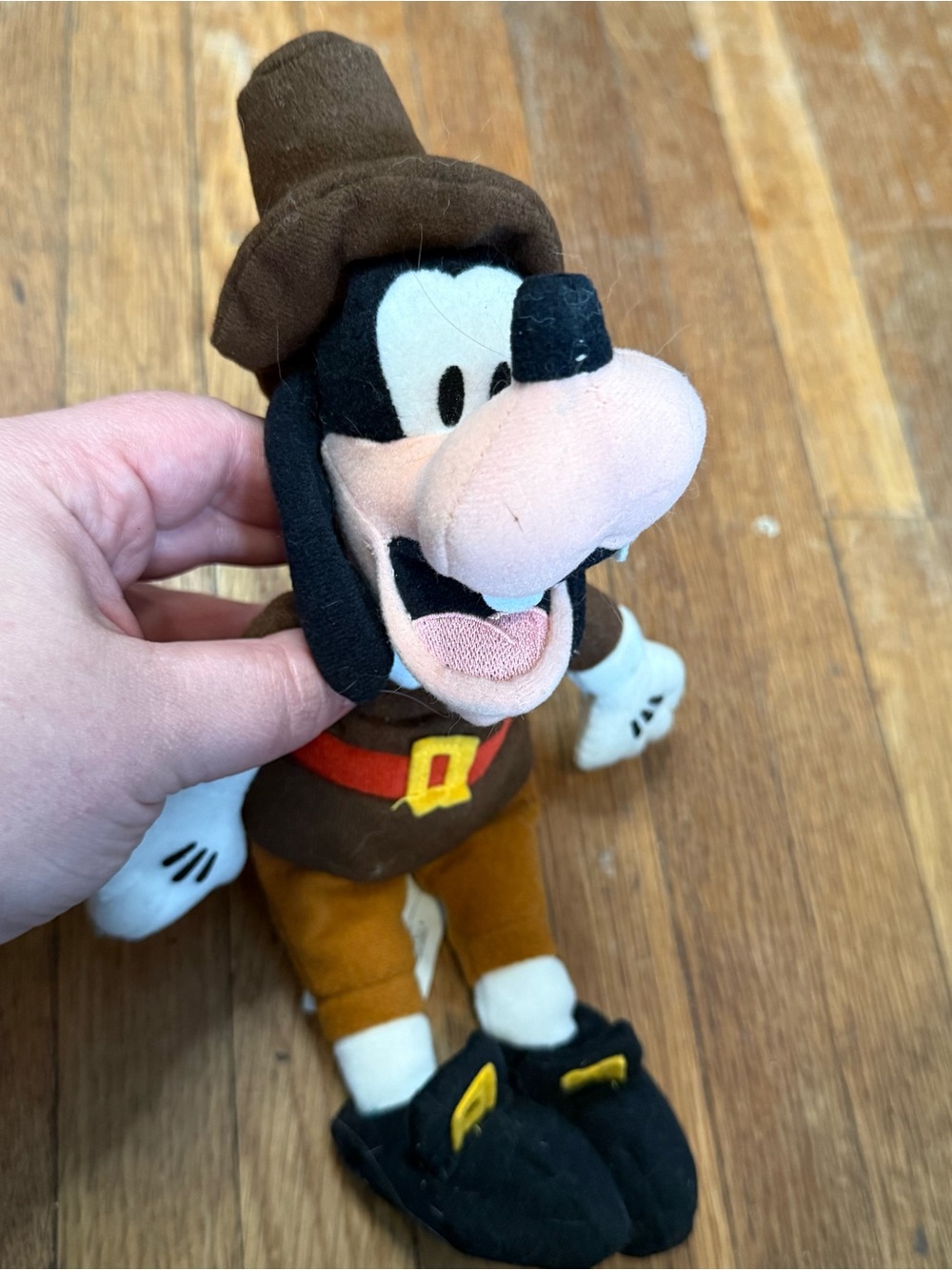 Disney Vintage Pilgrim Goofy Mini Bean Bag Plush